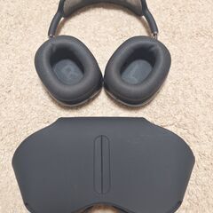 Apple AirPods Max ブラックの画像