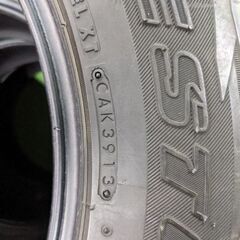 スタッドレスタイヤ 265/60R18 中古 4本 の画像