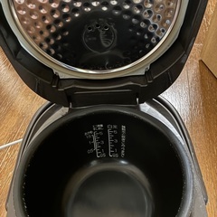 炊飯器 5.5合 たこ焼き機サービスの画像