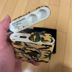ワイヤレスイヤホンの画像