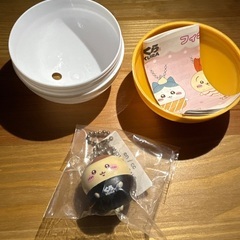 ちいかわ　くら寿司　フィギュア　くりまんじゅう　びっくらポンの画像