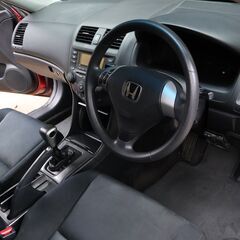H16(2004y) アコードワゴン 24E CBA-CM2 レッド パワーテールゲート キセノンヘッドライトの画像