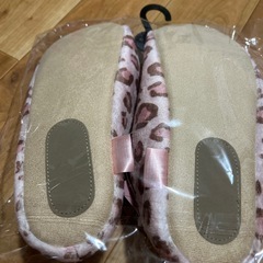 新品未開封サンリオ　マイメロディ　ルームシューズ　スリッパ　レオパードの画像