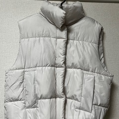 ダウンベストの画像