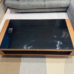 ニトリ ブラックガラストップリビングテーブル　の画像