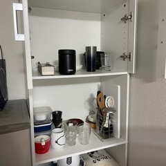 食器棚の画像
