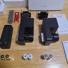 美品　動作品　スマートロック　７点セット　デュアル　SwitchBot✕2　指紋認証パッド　カード　リモートボタン　タグ✕２の画像