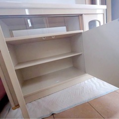 両面ハッチ　両面食器棚　カウンターの画像