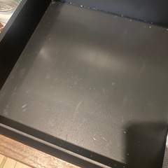 食器棚キッチンボード ブラック 幅182 奥行56 高さ200 完成品 開梱設置無料引き戸 3枚連動式扉 2口コンセント 飛散防止ガラス 引出 スライド棚 フルオープン食器棚 収納家具 ダイニングボード （ブラック，幅182cm）の画像