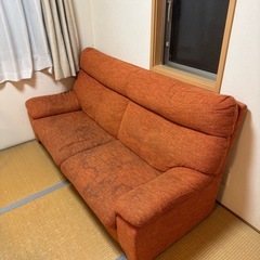 ３人掛けソファの画像
