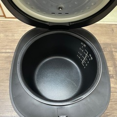 【🔸定価4,500円】炊飯器 4合炊きの画像