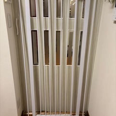 ペットゲート　突っ張り　ドア付きの画像
