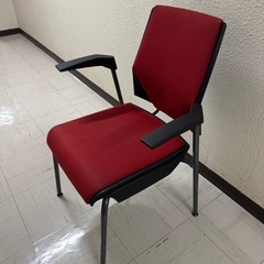 オフィスチェアの画像