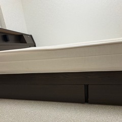 セミダブルベッドの画像
