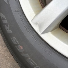 スタッドレスタイヤ　235/65R17の画像