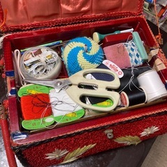 裁縫箱　中身色々まとめての画像