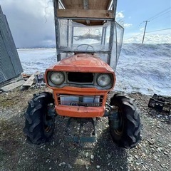 クボタ　トラクター L3001DTの画像