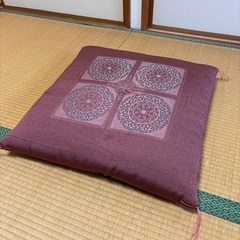 座布団2枚の画像