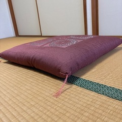 座布団2枚の画像