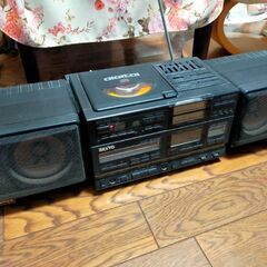 サンヨー　CDラジカセの画像