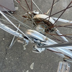 ブリヂストン　自転車　ママチャリ　カゴ付き　　の画像