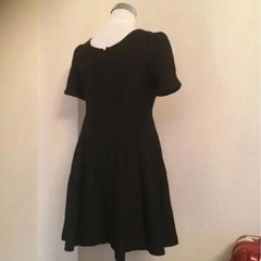 マーキュリーデュオ　半袖 フレアワンピース　ワンピース ウール　黒　フレア　ミニ丈 シンプル　ウールフレア　ミニワンピース　 ブラックの画像