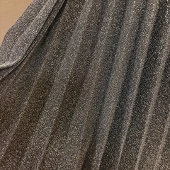 【美品】 VIS ラメプリーツスカート ブラック系 シルバーの画像