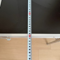 折り畳みテーブルの画像