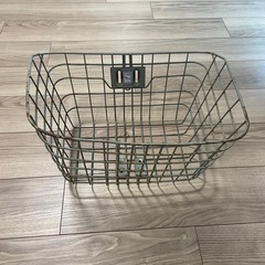 【お渡し先決定】自転車のカゴの画像