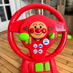 アンパンマン 乗用おもちゃ ハンドル付きの画像
