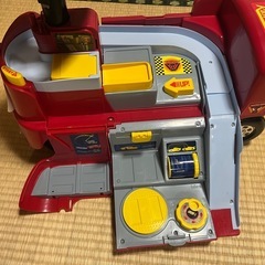 トミカも遊べる！足けり玩具！乗用玩具の画像
