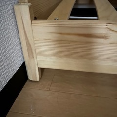 ベッドフレームの画像