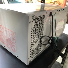2017年製 SHARP 電子レンジ 60Hz専用 ターンテーブル式 RE-T3-W6の画像