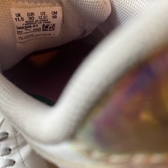 PUMA 18cm白スニーカーの画像