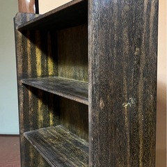 昭和の木製本棚の画像