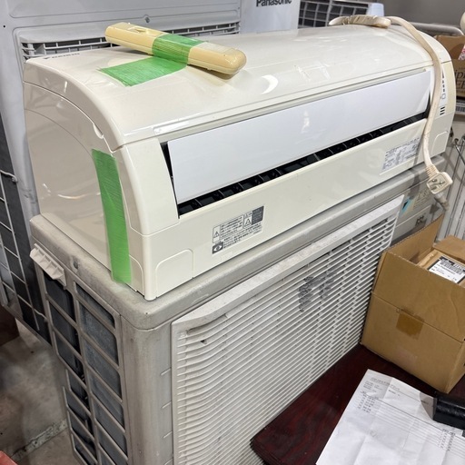 家庭用ルームエアコン