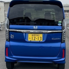 🚗✨【4WD】令和1年 N-BOXカスタム G・L ホンダセンシング✨9インチナビ／ドラレコ前後／シートヒーター／ETC／スタッドレス積込／車検R7年10月まで／117,000km🎯 の画像