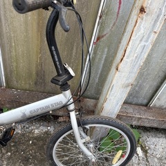 折りたたみ自転車の画像