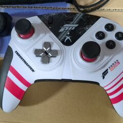 THRUSTMASTER eSwap XR Pro Controllerの画像