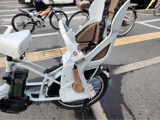 中古20インチブリヂストンビッケ電動アシスト自転車　8.7Ah 大阪
