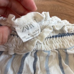 ZARA 110cm パンツの画像