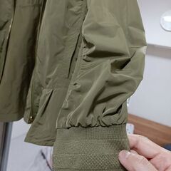 アリュメット　ナイロン羽織ものの画像