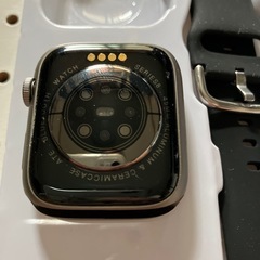 スマートウォッチ　R8未使用品使い方わからない為お譲り致します。の画像