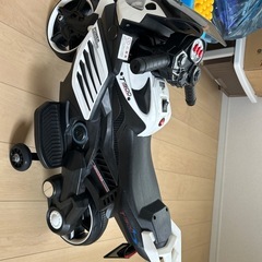 幼児用電動バイクの画像