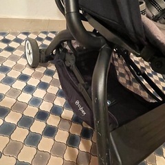 ベービーカーの画像
