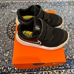 NIKE 子供スニーカー15.0cmの画像