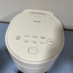 アイリスオーヤマ 炊飯器 3合炊き 2023年製の画像