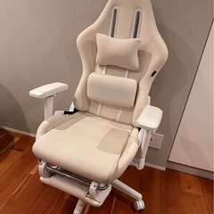 westeria アイボリー ゲーミングチェア ファブリック オットマン付の画像