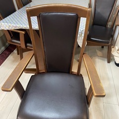 (決まりました)回転式 ダイニングチェア ダークブラウンの画像