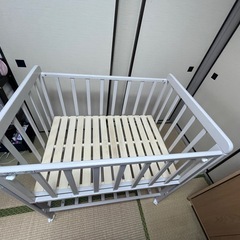 ベビーベッド
の画像
